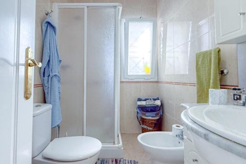 Casa adosada en venta Torrevieja, Alicante, España 3 dormitorios, 101 m2 No. 137994 - foto 21