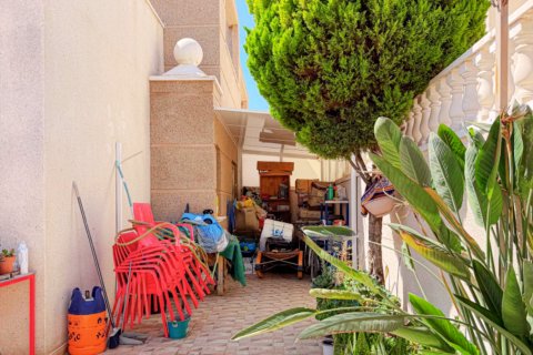 Casa adosada en venta Torrevieja, Alicante, España 3 dormitorios, 101 m2 No. 137994 - foto 8