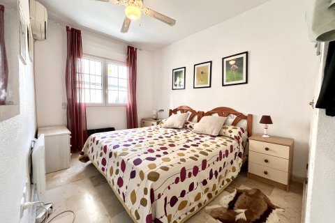 Huoneisto myytävänä Alicante, Espanja, 2 makuuhuonetta, 71 m2 No. 137995 - kuva 8