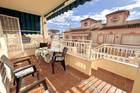 Huoneisto myytävänä Alicante, Espanja, 2 makuuhuonetta, 71 m2 No. 137995 - kuva 3
