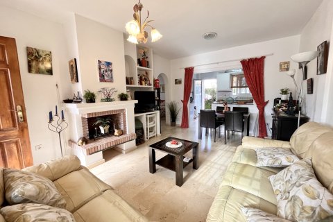 Huoneisto myytävänä Alicante, Espanja, 2 makuuhuonetta, 71 m2 No. 137995 - kuva 6