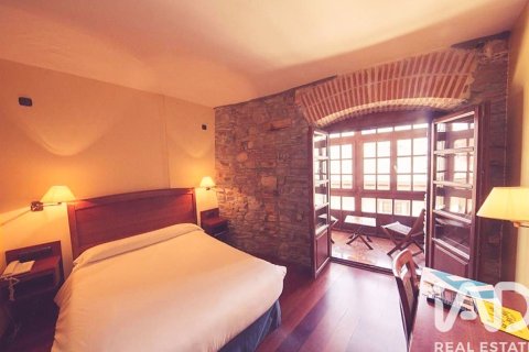 Hotel for sale in Ponferrada, Leon, Spain 34 bedrooms, 2800 sq.m. No. 172212 - photo 23
