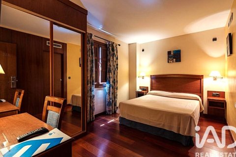 Hotel for sale in Ponferrada, Leon, Spain 34 bedrooms, 2800 sq.m. No. 172212 - photo 24