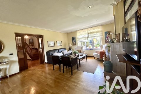 Appartamento in vendita a Santovenia de la Valdoncina, Leon, Spagna 4 camere da letto, 327 mq. N° 172214 - foto 16