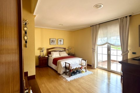 Appartamento in vendita a Santovenia de la Valdoncina, Leon, Spagna 4 camere da letto, 327 mq. N° 172214 - foto 24
