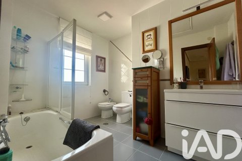 Appartamento in vendita a Santovenia de la Valdoncina, Leon, Spagna 4 camere da letto, 327 mq. N° 172214 - foto 26