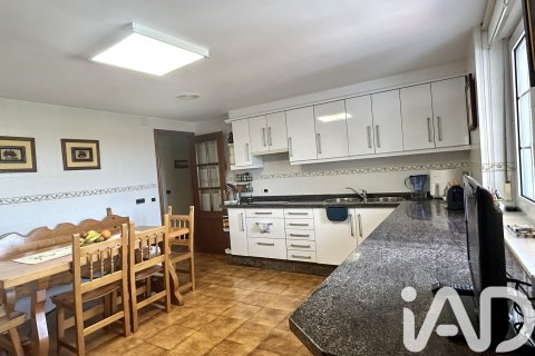 Appartamento in vendita a Santovenia de la Valdoncina, Leon, Spagna 4 camere da letto, 327 mq. N° 172214 - foto 11