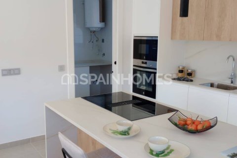 Villa till salu i Calasparra, Murcia, Spanien 3 sovrum, 104 kvm. Nr. 71414 - foto 2