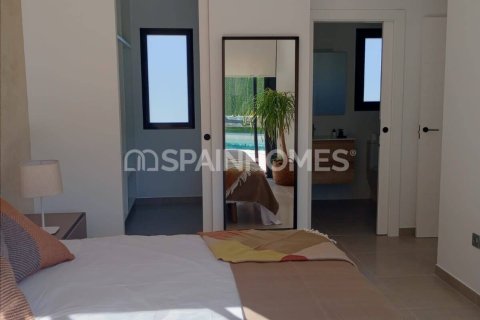 Villa till salu i Calasparra, Murcia, Spanien 3 sovrum, 104 kvm. Nr. 71414 - foto 8