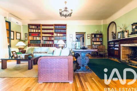 Продажа дома в Реус, Таррагона, Испания 10 спален, 2000м2 №173211 - фото 6