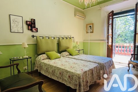 Продажа дома в Реус, Таррагона, Испания 10 спален, 2000м2 №173211 - фото 15