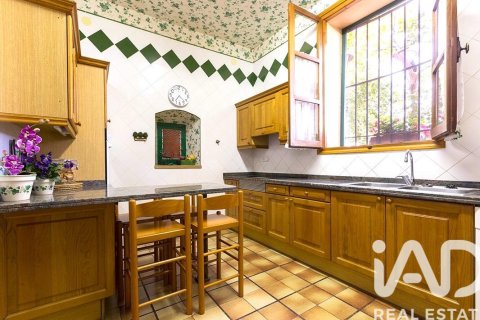 Продажа дома в Реус, Таррагона, Испания 10 спален, 2000м2 №173211 - фото 10