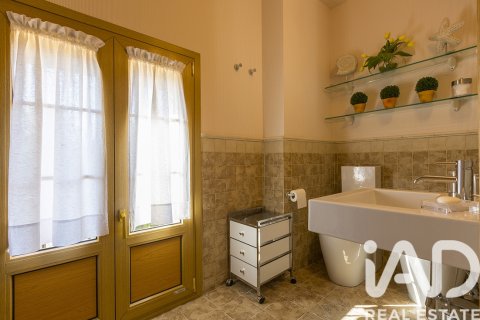 Продажа дома в Реус, Таррагона, Испания 10 спален, 2000м2 №173211 - фото 21