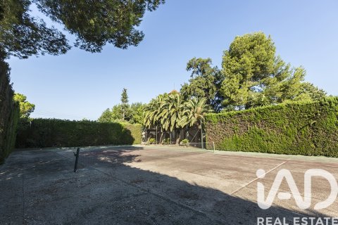 Продажа дома в Реус, Таррагона, Испания 10 спален, 2000м2 №173211 - фото 27