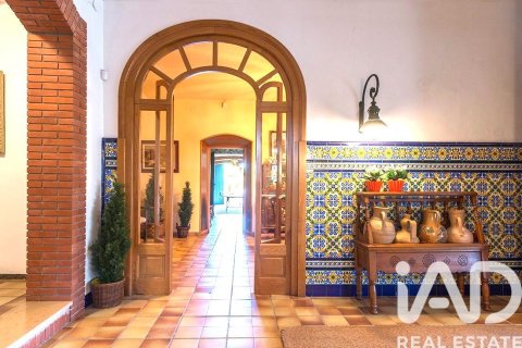 Продажа дома в Реус, Таррагона, Испания 10 спален, 2000м2 №173211 - фото 4