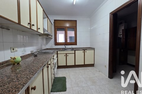 Hus till salu i Vallfogona de Balaguer, Lleida, Spanien 4 sovrum, 371 kvm. Nr. 173207 - foto 21
