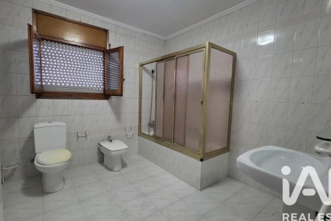 Hus till salu i Vallfogona de Balaguer, Lleida, Spanien 4 sovrum, 371 kvm. Nr. 173207 - foto 26