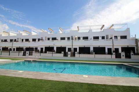 Apartamento en venta Pilar de la Horadada, Alicante, España 4 dormitorios, 114 m2 No. 136351 - foto 3