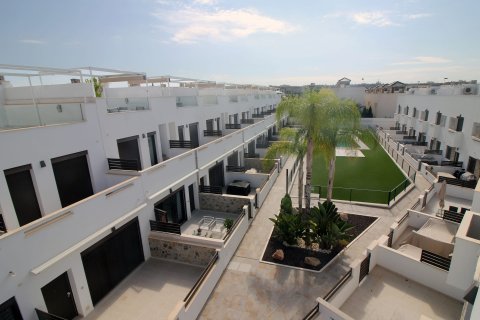Apartamento en venta Pilar de la Horadada, Alicante, España 4 dormitorios, 114 m2 No. 136351 - foto 6