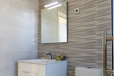Apartamento en venta Pilar de la Horadada, Alicante, España 4 dormitorios, 114 m2 No. 136351 - foto 19