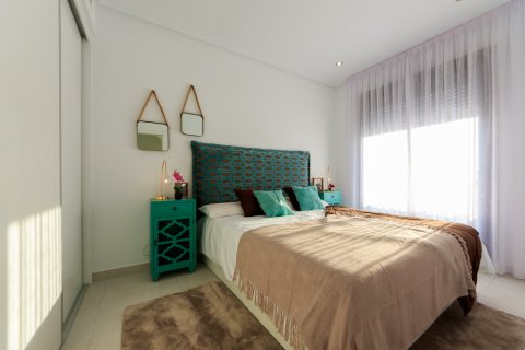 Apartamento en venta Pilar de la Horadada, Alicante, España 4 dormitorios, 114 m2 No. 136351 - foto 23