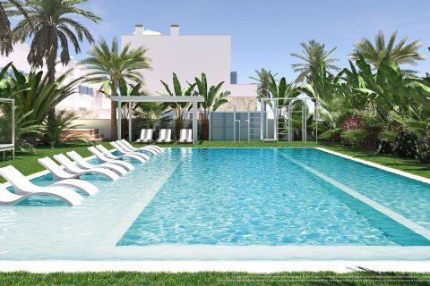 Bungalow à vendre Torre de la Horadada, Alicante, Espagne, 3 chambres, 87 m2 No. 136352 - photo 3