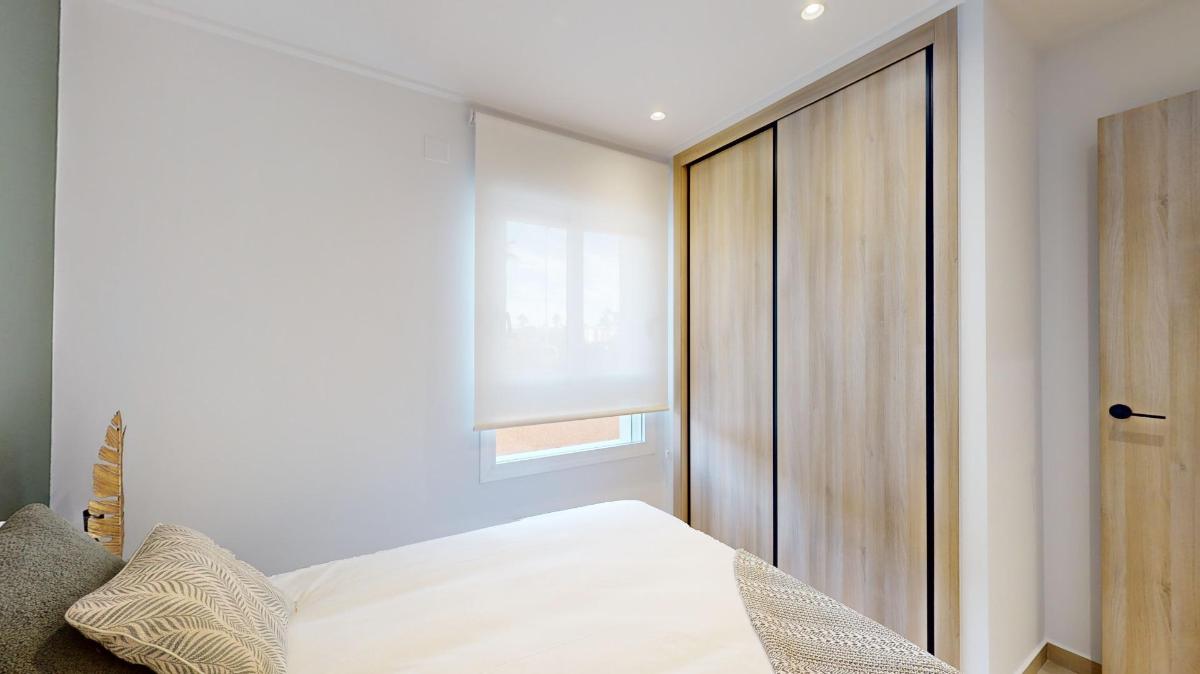 Apartment in Guardamar del Segura, Alicante, Spain 3 bedrooms, 101 sq.m. No. 113025