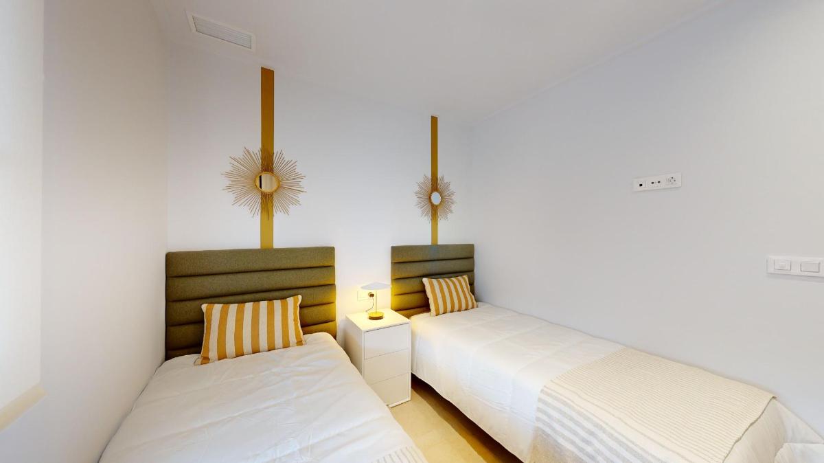 Apartment in Guardamar del Segura, Alicante, Spain 3 bedrooms, 101 sq.m. No. 113025