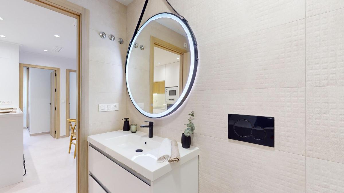 Apartment in Guardamar del Segura, Alicante, Spain 3 bedrooms, 101 sq.m. No. 113025