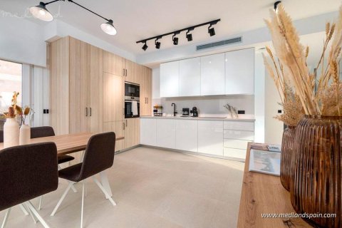 Villa pārdošanā Finestrat, Alicante, Spānijā 3 istabas, 128 m2 Nr. 179380 - attēls 5