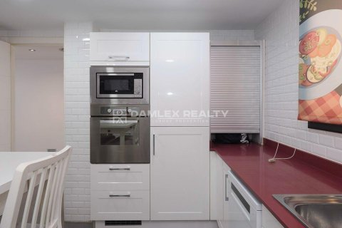 House for sale in Platja D'aro, Girona, Spain 4 bedrooms, 344 sq.m. No. 177113 - photo 12