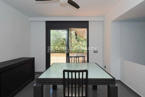 House for sale in Platja D'aro, Girona, Spain 4 bedrooms, 344 sq.m. No. 177113 - photo 27