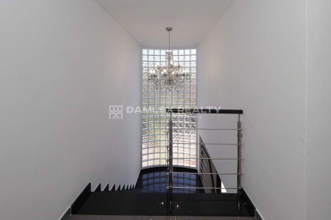 House for sale in Platja D'aro, Girona, Spain 4 bedrooms, 344 sq.m. No. 177113 - photo 24