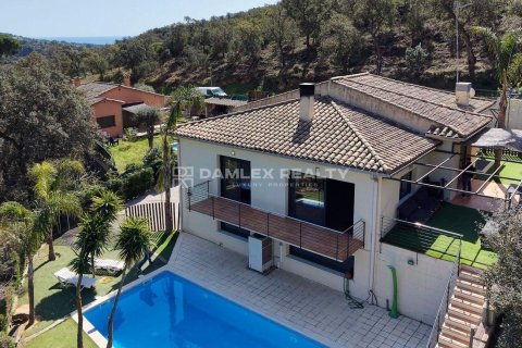 House for sale in Platja D'aro, Girona, Spain 4 bedrooms, 344 sq.m. No. 177113 - photo 3