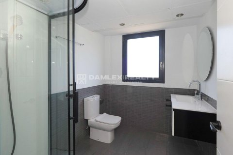 House for sale in Platja D'aro, Girona, Spain 4 bedrooms, 344 sq.m. No. 177113 - photo 20