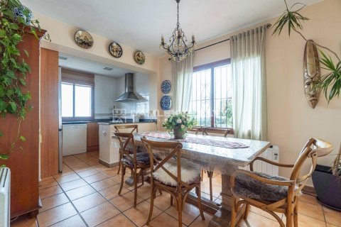 Villa for sale in Lloret de Mar, Girona, Spain 6 bedrooms, 273 sq.m. No. 177111 - photo 11