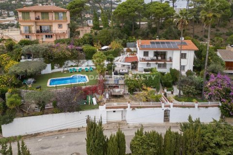 Villa for sale in Lloret de Mar, Girona, Spain 6 bedrooms, 273 sq.m. No. 177111 - photo 6