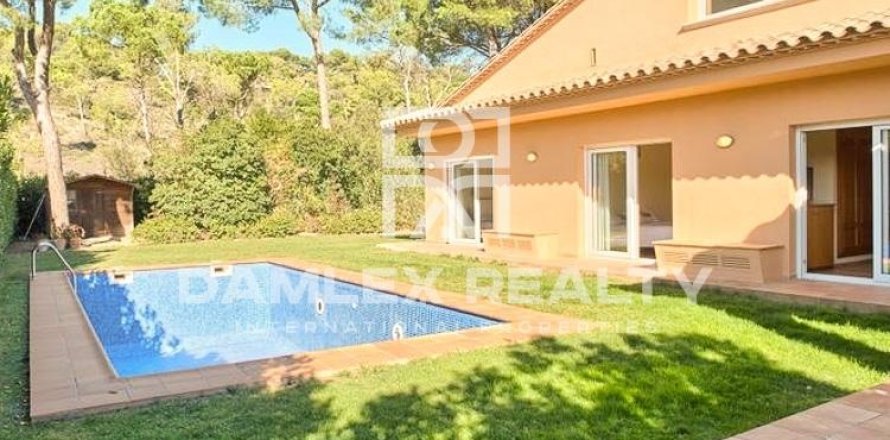 Villa à Begur, Girona, Espagne 4 chambres, 400 m2 No. 177117