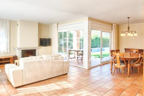 Villa à vendre à Begur, Girona, Espagne, 4 chambres, 400 m2 No. 177117 - photo 5