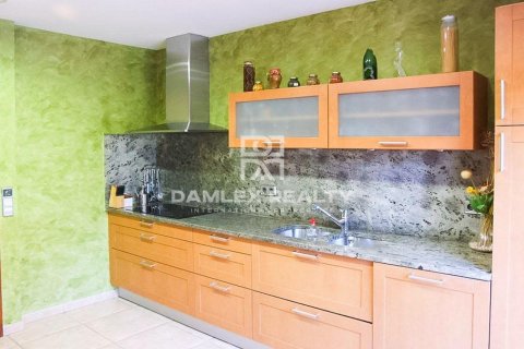 Villa for sale in Lloret de Mar, Girona, Spain 5 bedrooms, 379 sq.m. No. 177114 - photo 8