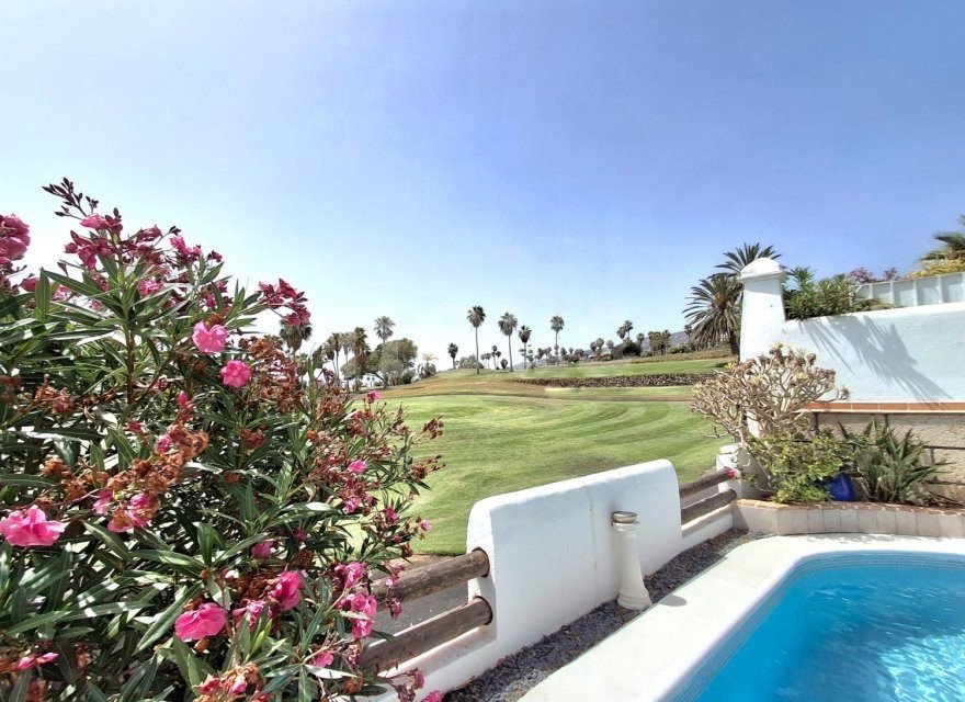Villa en Tenerife, España 4 dormitorios, 173 m2 No. 195208
