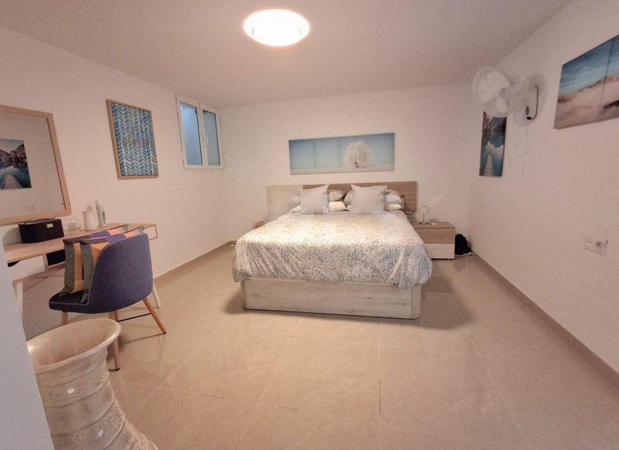 Villa en Tenerife, España 4 dormitorios, 173 m2 No. 195208