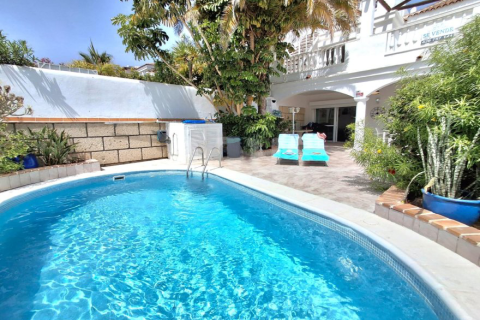 Huvila Tenerife, Espanja 4 makuuhuonetta, 173 m2 No. 195208