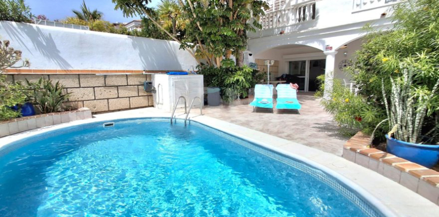 Huvila Tenerife, Espanja 4 makuuhuonetta, 173 m2 No. 195208