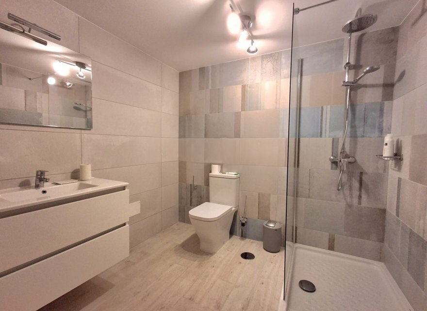 Villa en Tenerife, España 4 dormitorios, 173 m2 No. 195208
