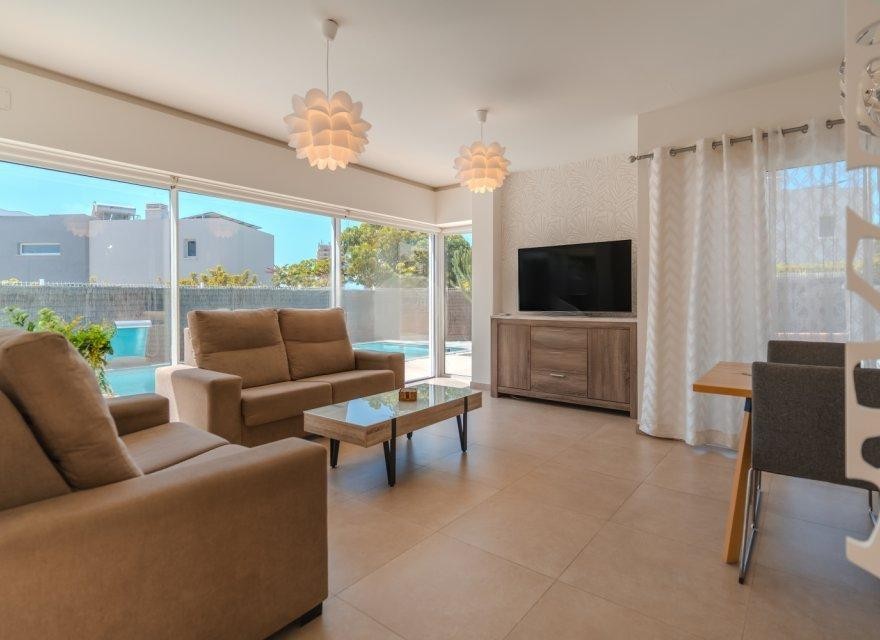 Villa en Playa Paraiso, Tenerife, España 3 dormitorios, 147 m2 No. 195206