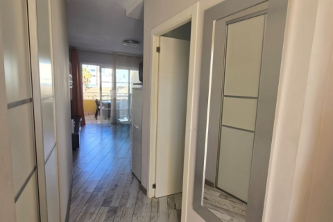 Apartment for sale in Tenerife, Spain 1 bedroom, 55 sq.m. No. 195205 - photo 12