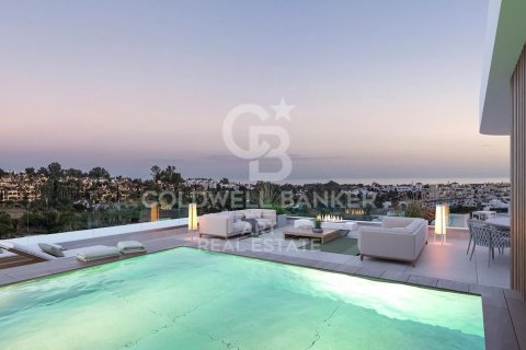 Māja Estepona, Malaga, Spānijā 4 istabas, 278 m2 Nr. 159798