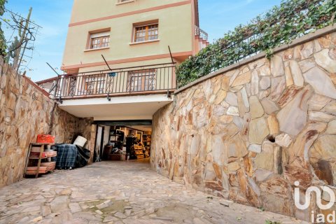 Dom w Sant Cugat Del Valles, Barcelona, Hiszpania 6 sypialni, 460 mkw. nr 153853 – zdjęcie 29