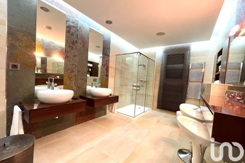 Продажа дома в Иби, Аликанте, Испания 4 спальни, 464м2 №153851 - фото 11